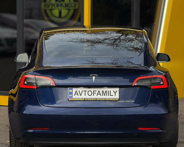 Синій Тесла Модель 3, об'ємом двигуна 0 л та пробігом 111 тис. км за 15000 $, фото 3 на Automoto.ua