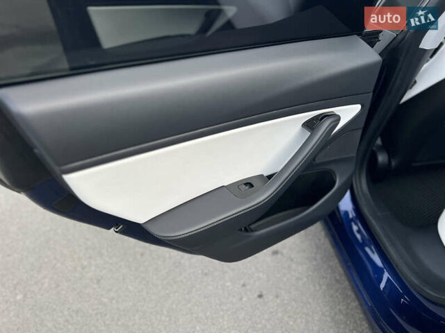 Синий Тесла Модель 3, объемом двигателя 0 л и пробегом 115 тыс. км за 14800 $, фото 19 на Automoto.ua