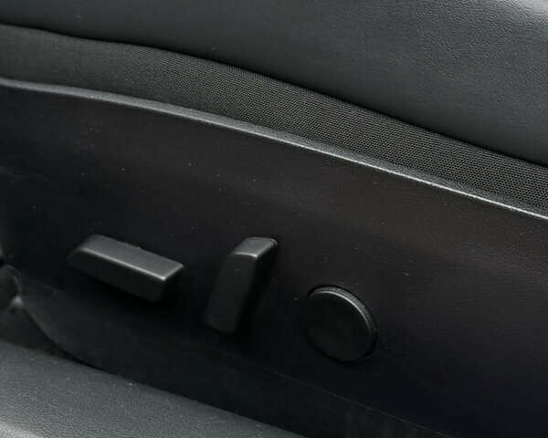 Синій Тесла Модель 3, об'ємом двигуна 0 л та пробігом 111 тис. км за 15000 $, фото 18 на Automoto.ua