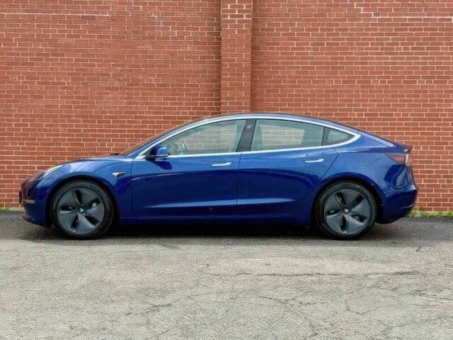 Синий Тесла Модель 3, объемом двигателя 0 л и пробегом 56 тыс. км за 13000 $, фото 7 на Automoto.ua
