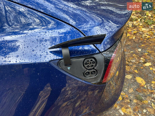 Синій Тесла Модель 3, об'ємом двигуна 0 л та пробігом 130 тис. км за 17000 $, фото 14 на Automoto.ua