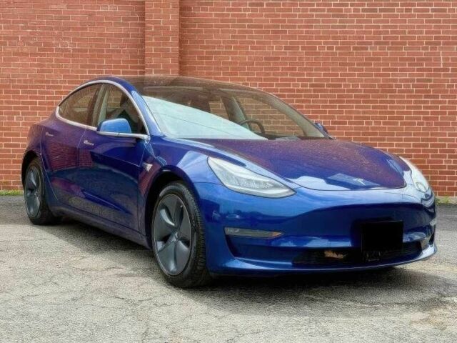 Синий Тесла Модель 3, объемом двигателя 0 л и пробегом 56 тыс. км за 13000 $, фото 2 на Automoto.ua