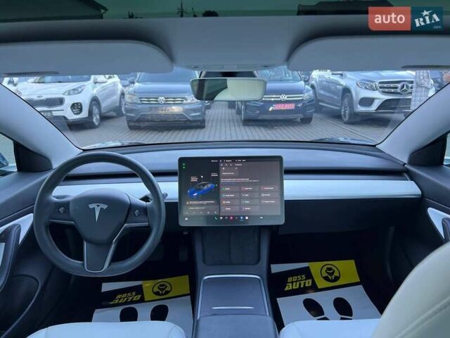 Синий Тесла Модель 3, объемом двигателя 0 л и пробегом 75 тыс. км за 21200 $, фото 10 на Automoto.ua