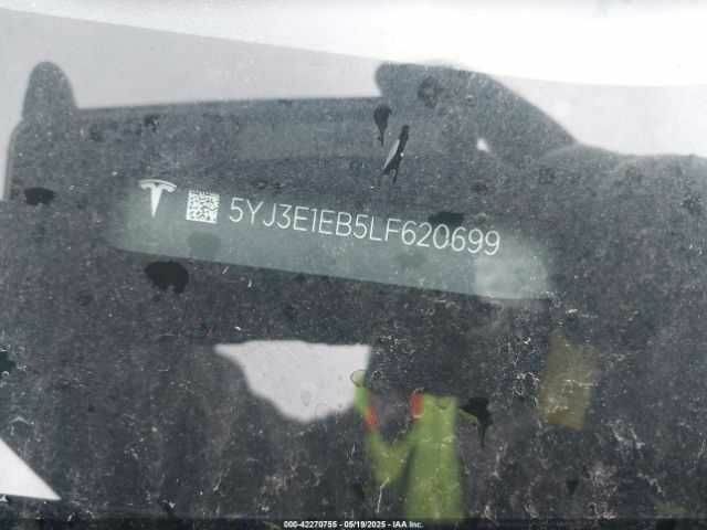 Синій Тесла Модель 3, об'ємом двигуна 0 л та пробігом 38 тис. км за 6000 $, фото 8 на Automoto.ua