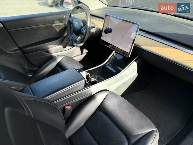 Синий Тесла Модель 3, объемом двигателя 0 л и пробегом 55 тыс. км за 13900 $, фото 24 на Automoto.ua