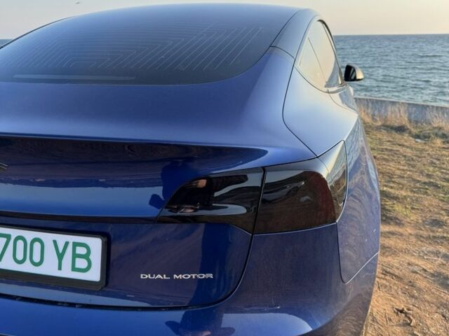 Синій Тесла Модель 3, об'ємом двигуна 0 л та пробігом 171 тис. км за 18500 $, фото 15 на Automoto.ua