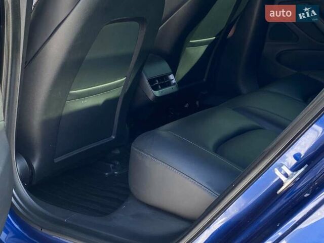 Синій Тесла Модель 3, об'ємом двигуна 0 л та пробігом 151 тис. км за 16999 $, фото 14 на Automoto.ua