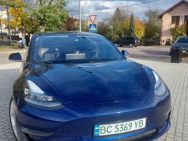 Тесла Модель 3 2020 у Львові на Automoto.ua Синій Тесла Модель 3, об'ємом двигуна 0 л та пробігом 95 тис. км за 17800 $, фото 4 на Automoto.ua