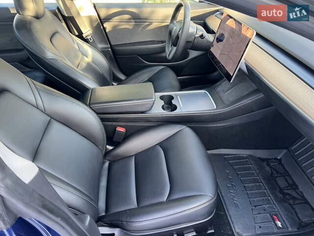 Синій Тесла Модель 3, об'ємом двигуна 0 л та пробігом 118 тис. км за 19900 $, фото 16 на Automoto.ua