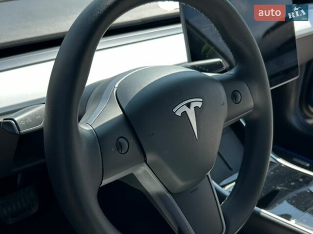 Синий Тесла Модель 3, объемом двигателя 0 л и пробегом 109 тыс. км за 18300 $, фото 11 на Automoto.ua