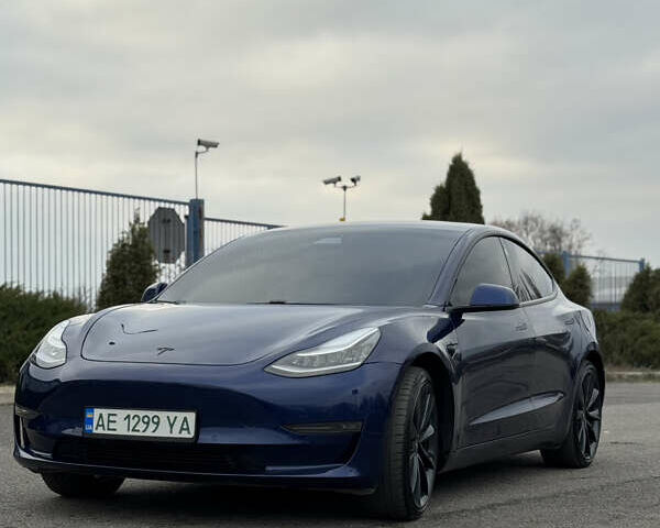 Синий Тесла Модель 3, объемом двигателя 0 л и пробегом 64 тыс. км за 19900 $, фото 7 на Automoto.ua