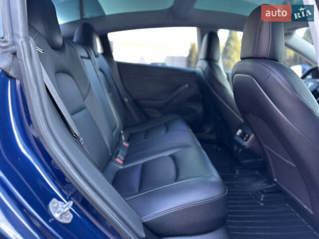 Синий Тесла Модель 3, объемом двигателя 0 л и пробегом 71 тыс. км за 17500 $, фото 85 на Automoto.ua