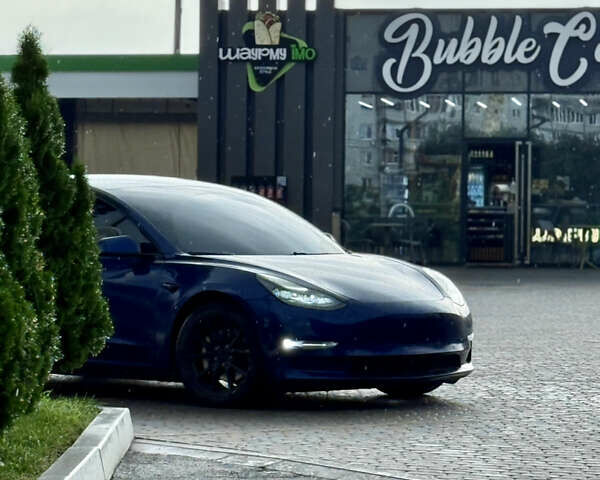 Тесла Модель 3 2020 в Харькове на Automoto.ua Синий Тесла Модель 3, объемом двигателя 0 л и пробегом 84 тыс. км за 20500 $, фото 81 на Automoto.ua