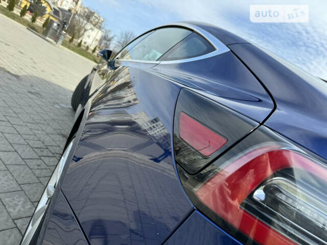 Синій Тесла Модель 3, об'ємом двигуна 0 л та пробігом 81 тис. км за 16800 $, фото 9 на Automoto.ua