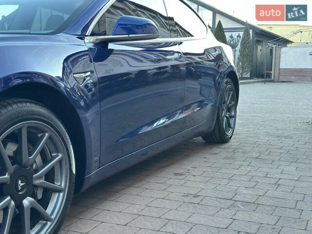 Синий Тесла Модель 3, объемом двигателя 0 л и пробегом 71 тыс. км за 17500 $, фото 4 на Automoto.ua