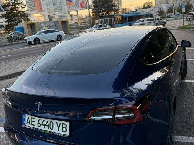 Синій Тесла Модель 3, об'ємом двигуна 0 л та пробігом 52 тис. км за 19000 $, фото 13 на Automoto.ua