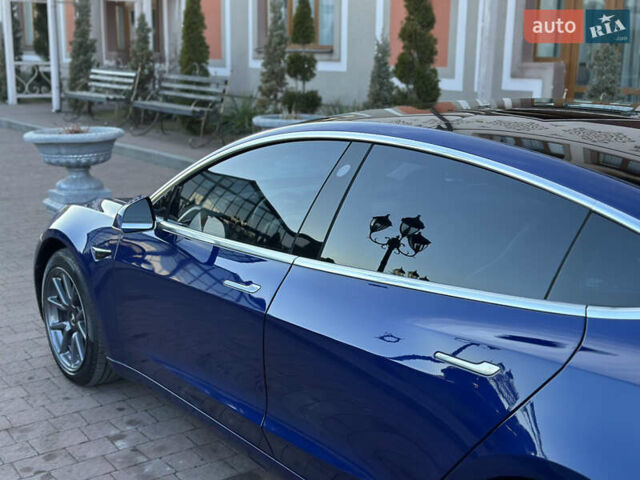 Синий Тесла Модель 3, объемом двигателя 0 л и пробегом 71 тыс. км за 17500 $, фото 34 на Automoto.ua