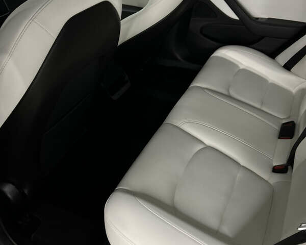 Синий Тесла Модель 3, объемом двигателя 0 л и пробегом 204 тыс. км за 15500 $, фото 12 на Automoto.ua