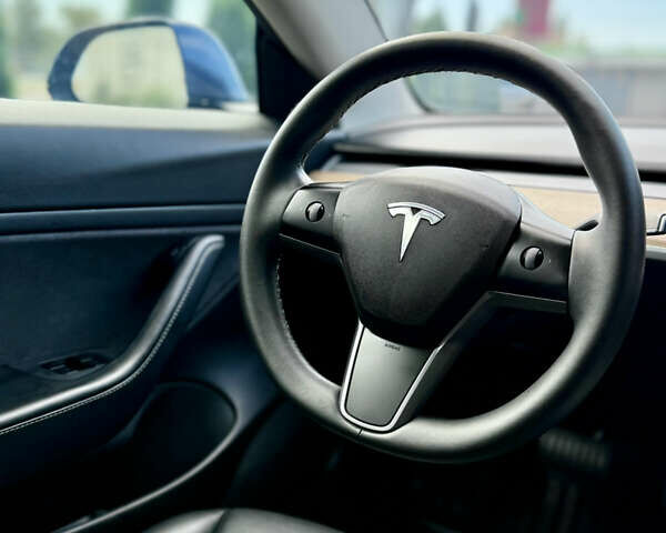 Тесла Модель 3 2020 в Харькове на Automoto.ua Синий Тесла Модель 3, объемом двигателя 0 л и пробегом 84 тыс. км за 20500 $, фото 61 на Automoto.ua