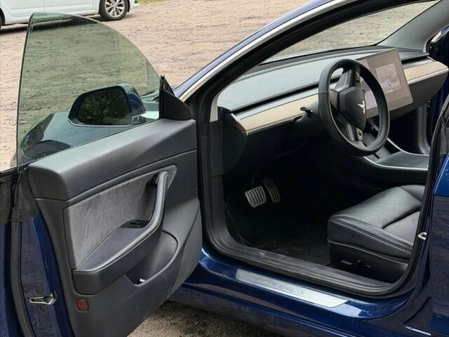 Синий Тесла Модель 3, объемом двигателя 0 л и пробегом 143 тыс. км за 16900 $, фото 43 на Automoto.ua