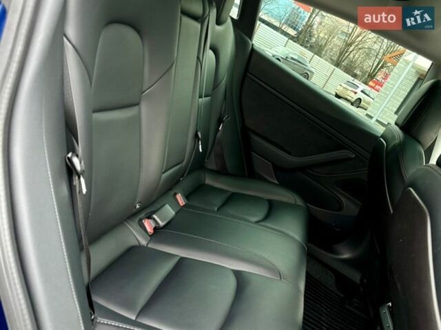 Синий Тесла Модель 3, объемом двигателя 0 л и пробегом 56 тыс. км за 19500 $, фото 37 на Automoto.ua