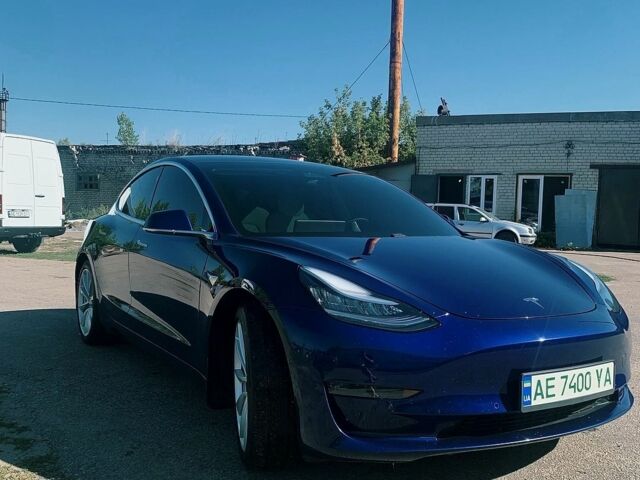 Синий Тесла Модель 3, объемом двигателя 0 л и пробегом 81 тыс. км за 19700 $, фото 1 на Automoto.ua