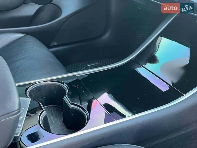 Синій Тесла Модель 3, об'ємом двигуна 0 л та пробігом 41 тис. км за 18990 $, фото 20 на Automoto.ua