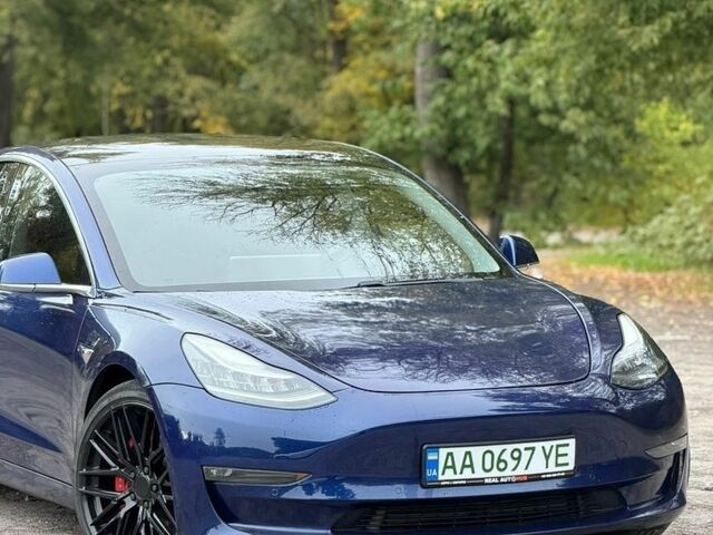 Синий Тесла Модель 3, объемом двигателя 0 л и пробегом 143 тыс. км за 16900 $, фото 3 на Automoto.ua