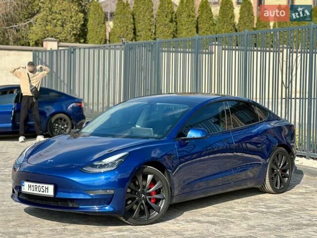 Синий Тесла Модель 3, объемом двигателя 0 л и пробегом 56 тыс. км за 19500 $, фото 5 на Automoto.ua