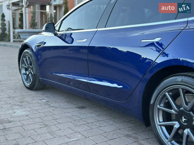 Синий Тесла Модель 3, объемом двигателя 0 л и пробегом 71 тыс. км за 17500 $, фото 33 на Automoto.ua