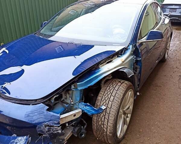 Синий Тесла Модель 3, объемом двигателя 0 л и пробегом 181 тыс. км за 11900 $, фото 4 на Automoto.ua