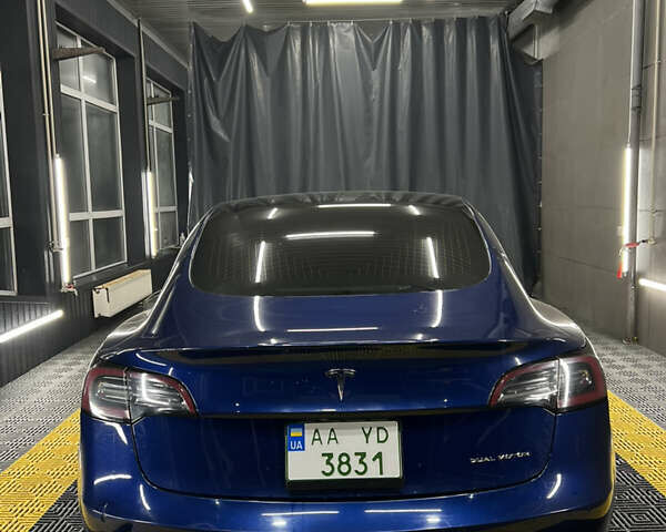 Синий Тесла Модель 3, объемом двигателя 0 л и пробегом 204 тыс. км за 15500 $, фото 4 на Automoto.ua