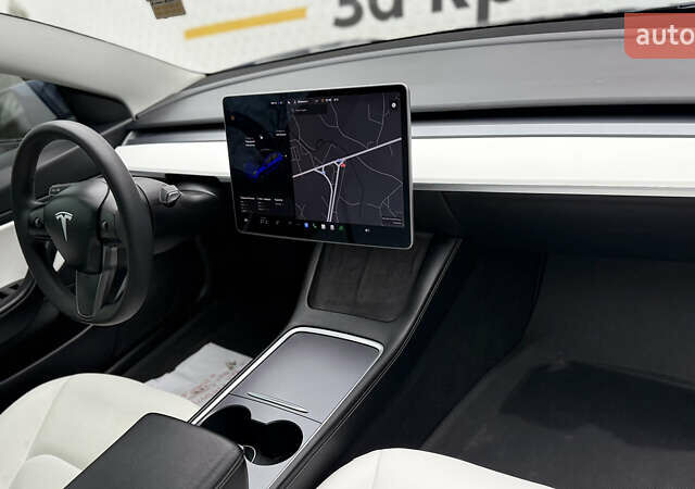 Синий Тесла Модель 3, объемом двигателя 0 л и пробегом 141 тыс. км за 16500 $, фото 10 на Automoto.ua