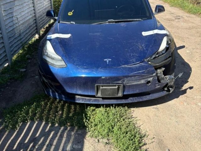 Синий Тесла Модель 3, объемом двигателя 0 л и пробегом 130 тыс. км за 9800 $, фото 7 на Automoto.ua
