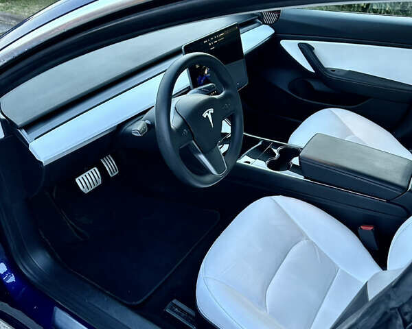 Синій Тесла Модель 3, об'ємом двигуна 0 л та пробігом 76 тис. км за 24600 $, фото 11 на Automoto.ua