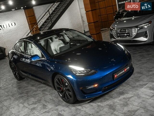 Синій Тесла Модель 3, об'ємом двигуна 0 л та пробігом 31 тис. км за 24900 $, фото 1 на Automoto.ua