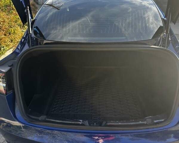 Синій Тесла Модель 3, об'ємом двигуна 0 л та пробігом 82 тис. км за 19500 $, фото 17 на Automoto.ua
