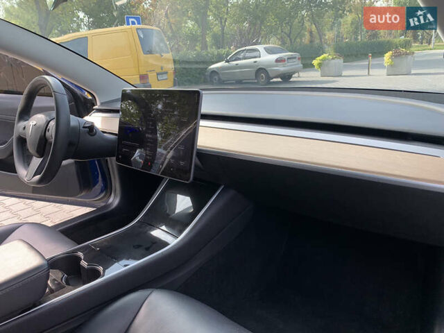 Синій Тесла Модель 3, об'ємом двигуна 0 л та пробігом 48 тис. км за 16300 $, фото 62 на Automoto.ua
