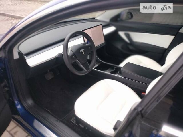 Синий Тесла Модель 3, объемом двигателя 0 л и пробегом 105 тыс. км за 19000 $, фото 7 на Automoto.ua
