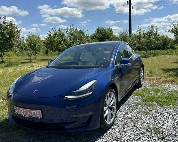 Синий Тесла Модель 3, объемом двигателя 0 л и пробегом 62 тыс. км за 17777 $, фото 27 на Automoto.ua