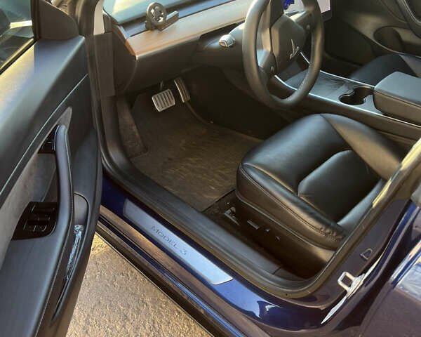 Синій Тесла Модель 3, об'ємом двигуна 0 л та пробігом 140 тис. км за 16700 $, фото 8 на Automoto.ua