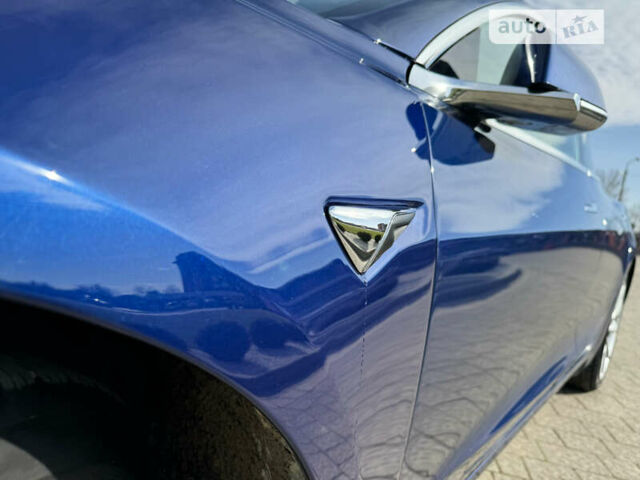 Синій Тесла Модель 3, об'ємом двигуна 0 л та пробігом 81 тис. км за 16800 $, фото 32 на Automoto.ua