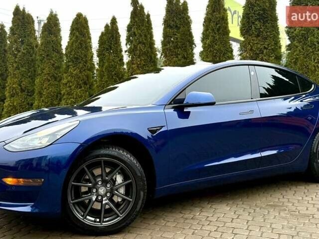 Синій Тесла Модель 3, об'ємом двигуна 0 л та пробігом 135 тис. км за 15800 $, фото 33 на Automoto.ua