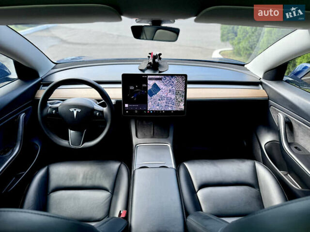 Тесла Модель 3 2020 в Харькове на Automoto.ua Синий Тесла Модель 3, объемом двигателя 0 л и пробегом 84 тыс. км за 20500 $, фото 59 на Automoto.ua