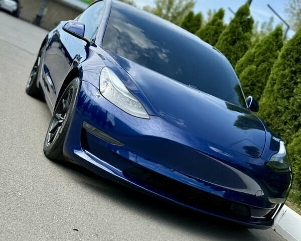 Тесла Модель 3 2020 в Харькове на Automoto.ua Синий Тесла Модель 3, объемом двигателя 0 л и пробегом 84 тыс. км за 20500 $, фото 2 на Automoto.ua
