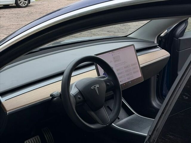 Синий Тесла Модель 3, объемом двигателя 0 л и пробегом 143 тыс. км за 16900 $, фото 44 на Automoto.ua