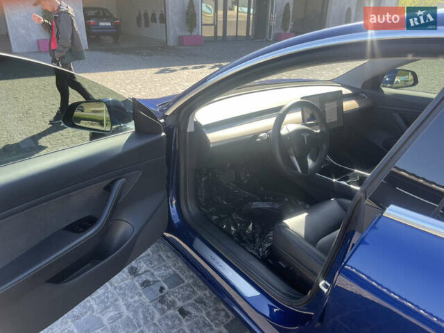 Синій Тесла Модель 3, об'ємом двигуна 0 л та пробігом 113 тис. км за 18100 $, фото 36 на Automoto.ua