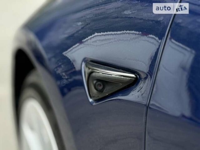 Синий Тесла Модель 3, объемом двигателя 0 л и пробегом 48 тыс. км за 24500 $, фото 10 на Automoto.ua