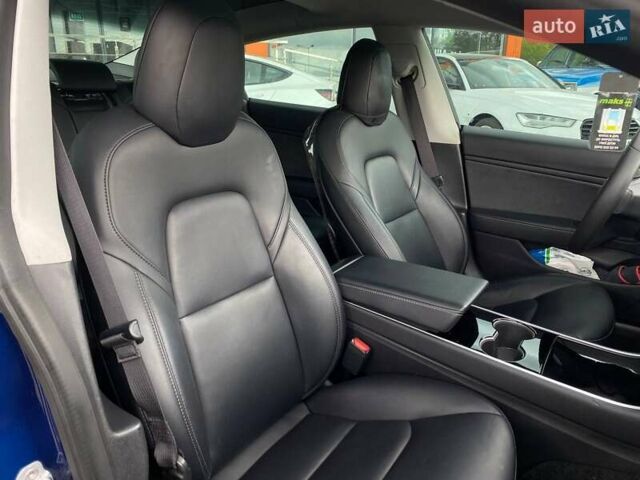 Синий Тесла Модель 3, объемом двигателя 0 л и пробегом 89 тыс. км за 18500 $, фото 21 на Automoto.ua