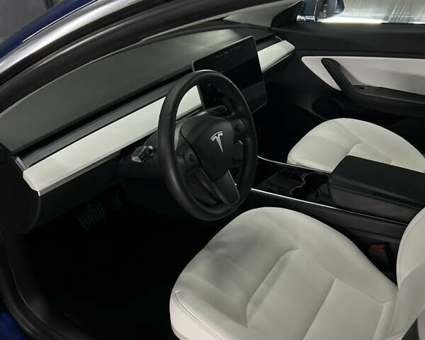 Синий Тесла Модель 3, объемом двигателя 0 л и пробегом 204 тыс. км за 15500 $, фото 7 на Automoto.ua